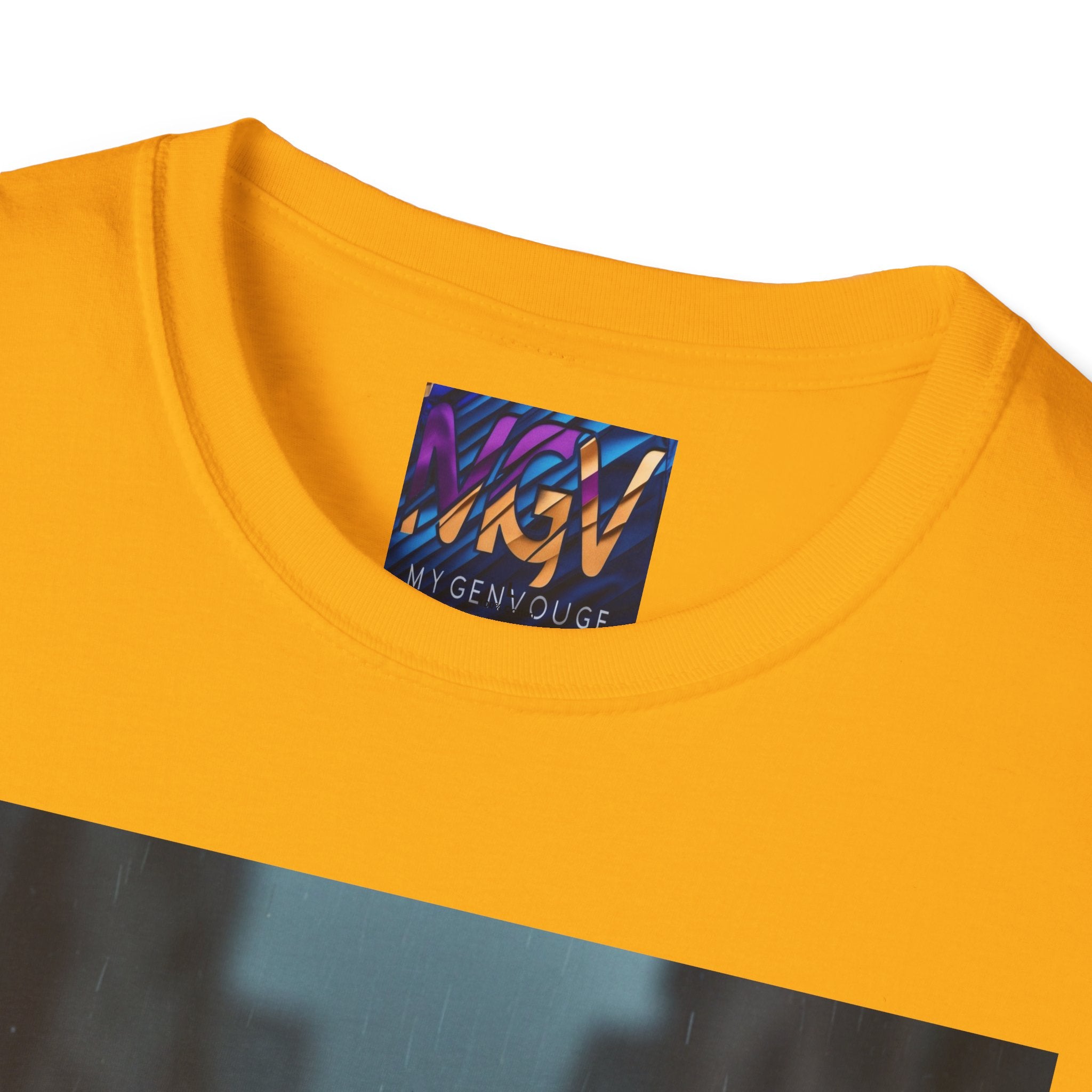 Colorful Parrot Love Tee – Nature Summer Shirt