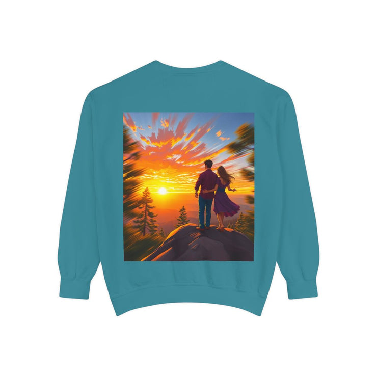 Romantic Sunset Sweatshirt – Cozy Fall Couples Sweater.